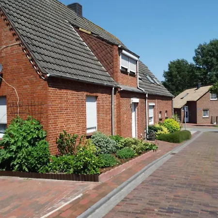Апартаменты Ferienwohnung Am Alten Greetsieler Tief Крумхёрн